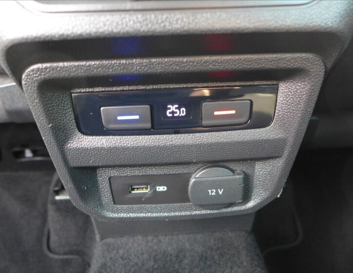 Volkswagen Tiguan SUV / Terénní 2,0 l 110 kw