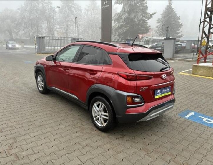Hyundai Kona 5