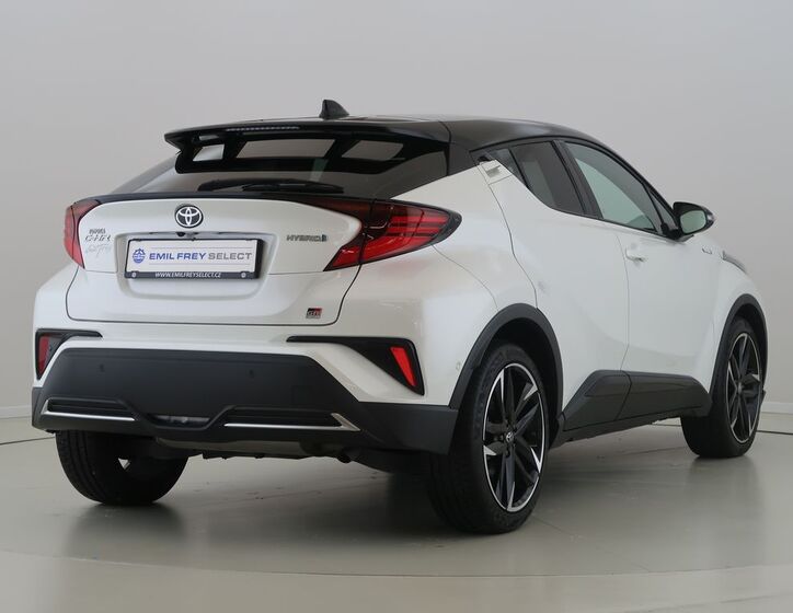 Toyota C-HR 5