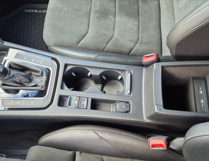 Volkswagen Arteon Kombi 2,0 l 110 kw