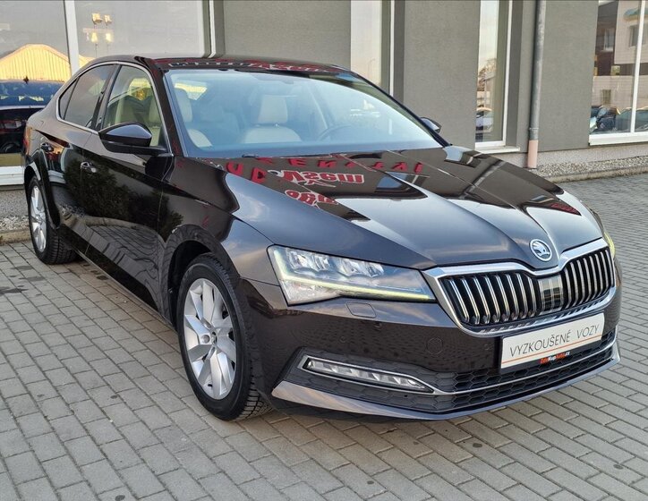 Škoda Superb Liftback 1,5 l 110 kw