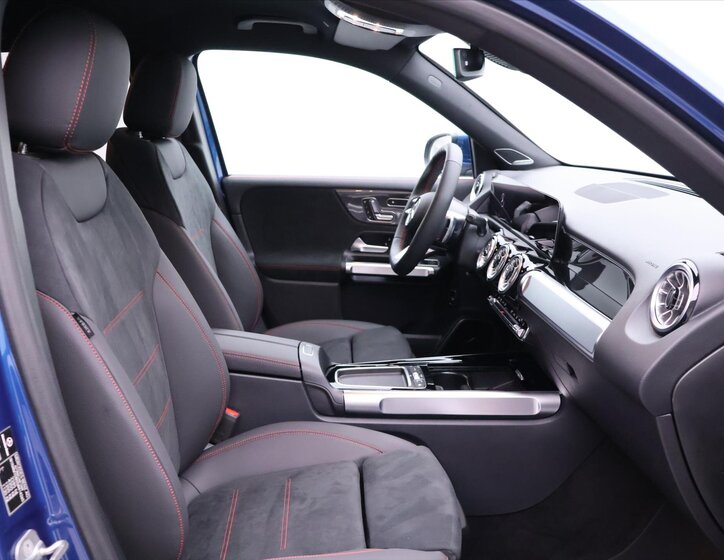 Mercedes-Benz GLB SUV / Terénní 2,0 l 110 kw