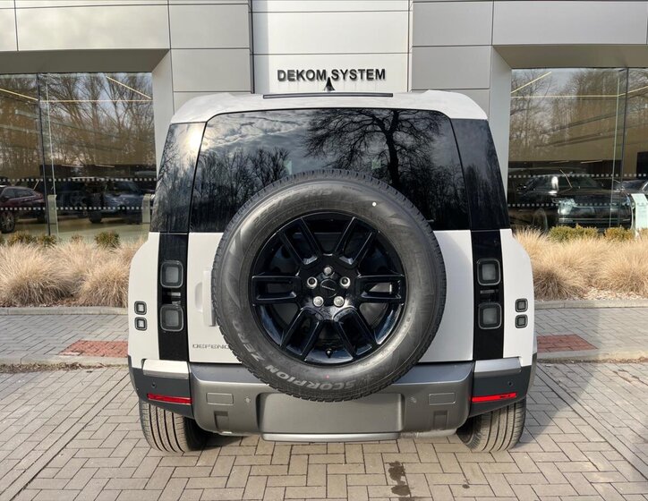 Land Rover Defender SUV / Terénní 3,0 l 147 kw