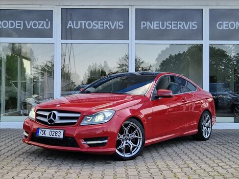 Mercedes-Benz Třídy C Kupé 3,5 l 225 kw