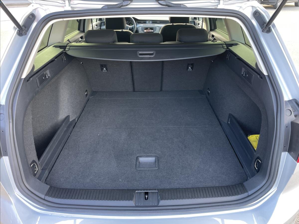 Volkswagen Passat Kombi 2,0 l 110 kw