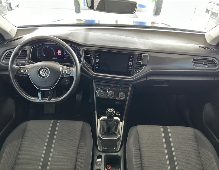 Volkswagen T-Roc SUV 2,0 l 110 kw