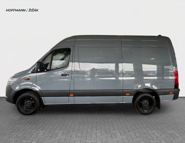 Mercedes-Benz Sprinter 7