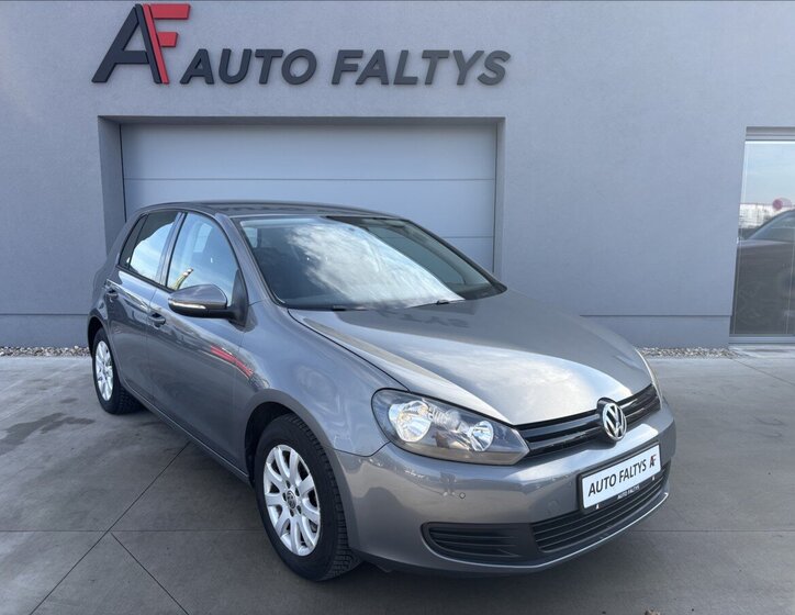 Volkswagen Golf Hatchback 1,2 l 77 kw