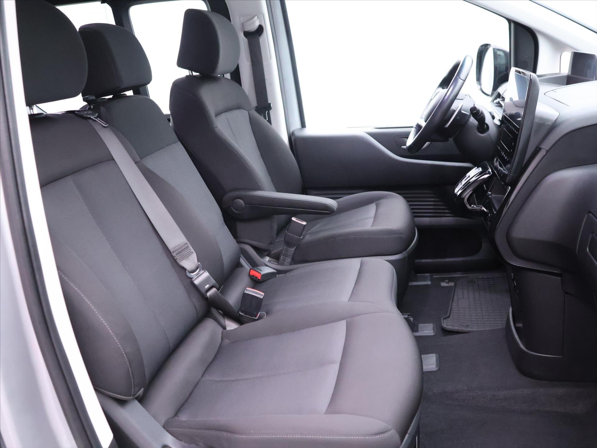 Hyundai Staria Kombi 2,2 l 130 kw