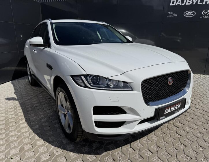 Jaguar F-Pace SUV / Terénní 2,0 l 184 kw