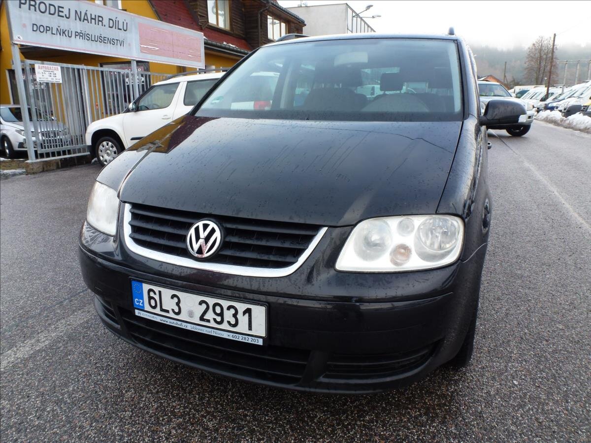 Volkswagen Touran Kombi 2,0 l 100 kw