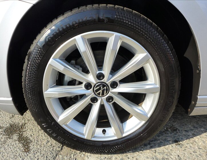 Volkswagen Passat Kombi 2,0 l 110 kw