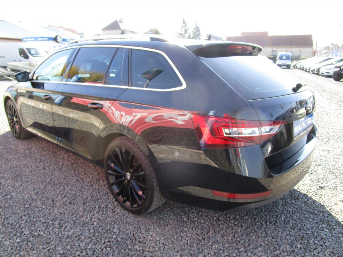 Škoda Superb Kombi 2,0 l 110 kw