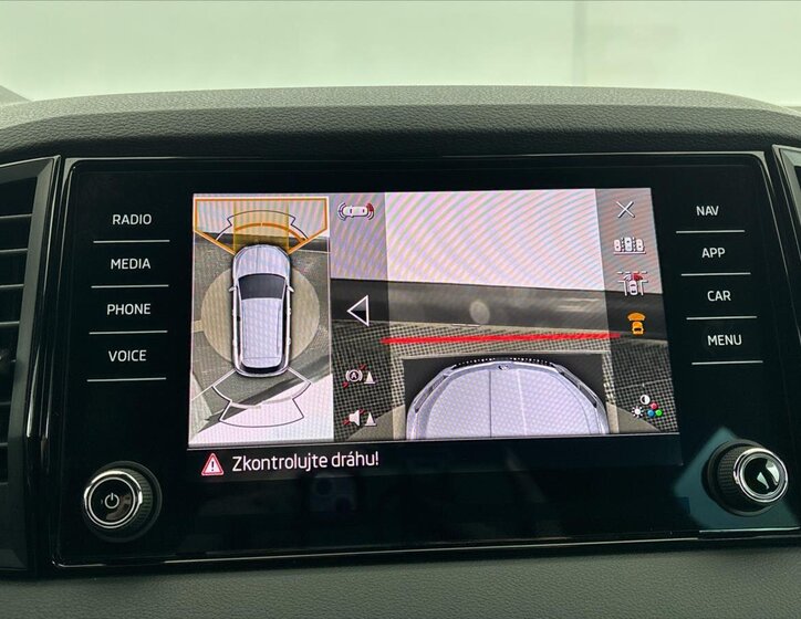 Škoda Karoq SUV / Terénní 1,5 l 110 kw