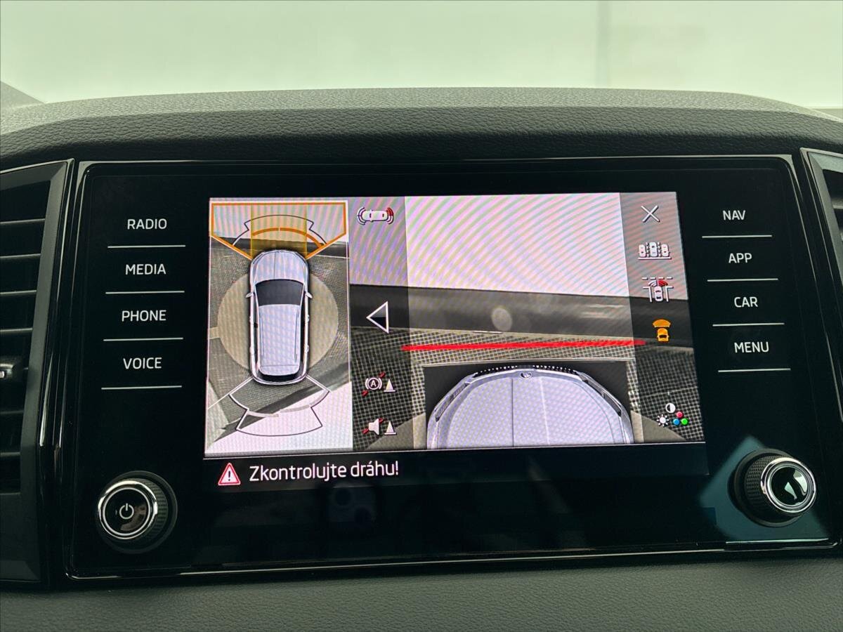 Škoda Karoq SUV / Terénní 1,5 l 110 kw