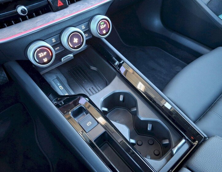 Škoda Superb Kombi 1,5 l 150 kw