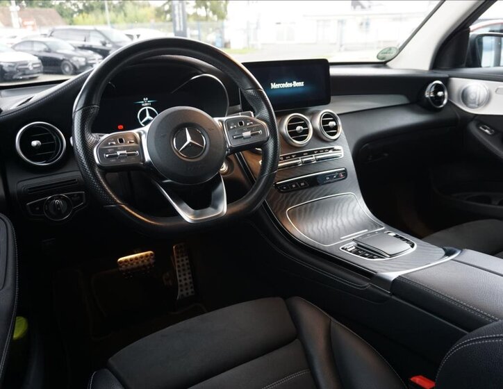 Mercedes-Benz GLC 11