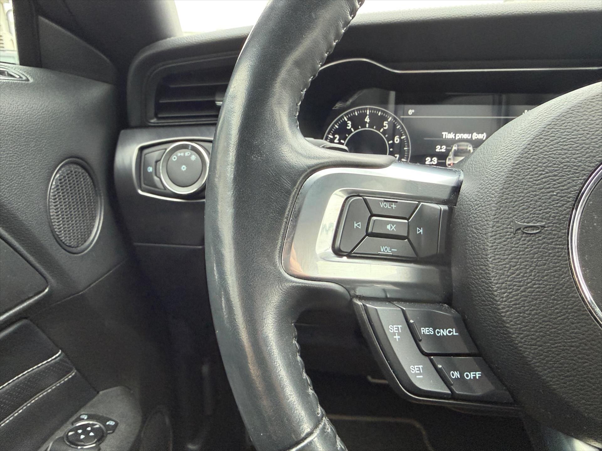 Ford Mustang Kupé 5,0 l 338 kw